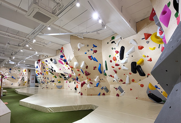 Climbing Walls